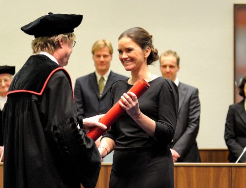 PhD thesis in the pocket!