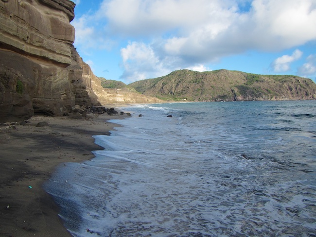 Zeelandia beach: narrow at and eroding cliffs at some places. 
